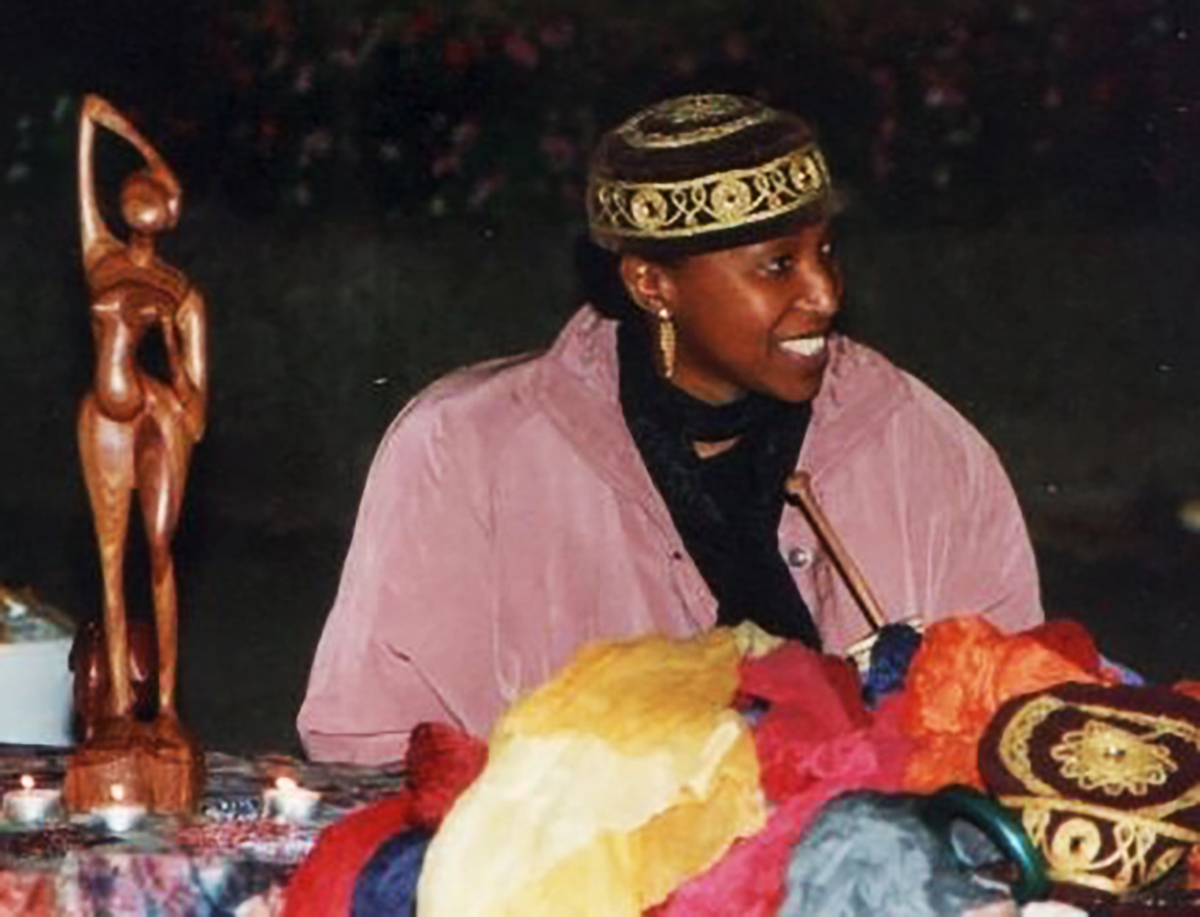 In Gedenken an Hadja Kitagbe Kaba com Mama Afrika e.V., https://mama-afrika.org/